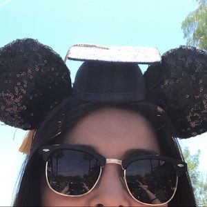 Meet your Posher, Seraya